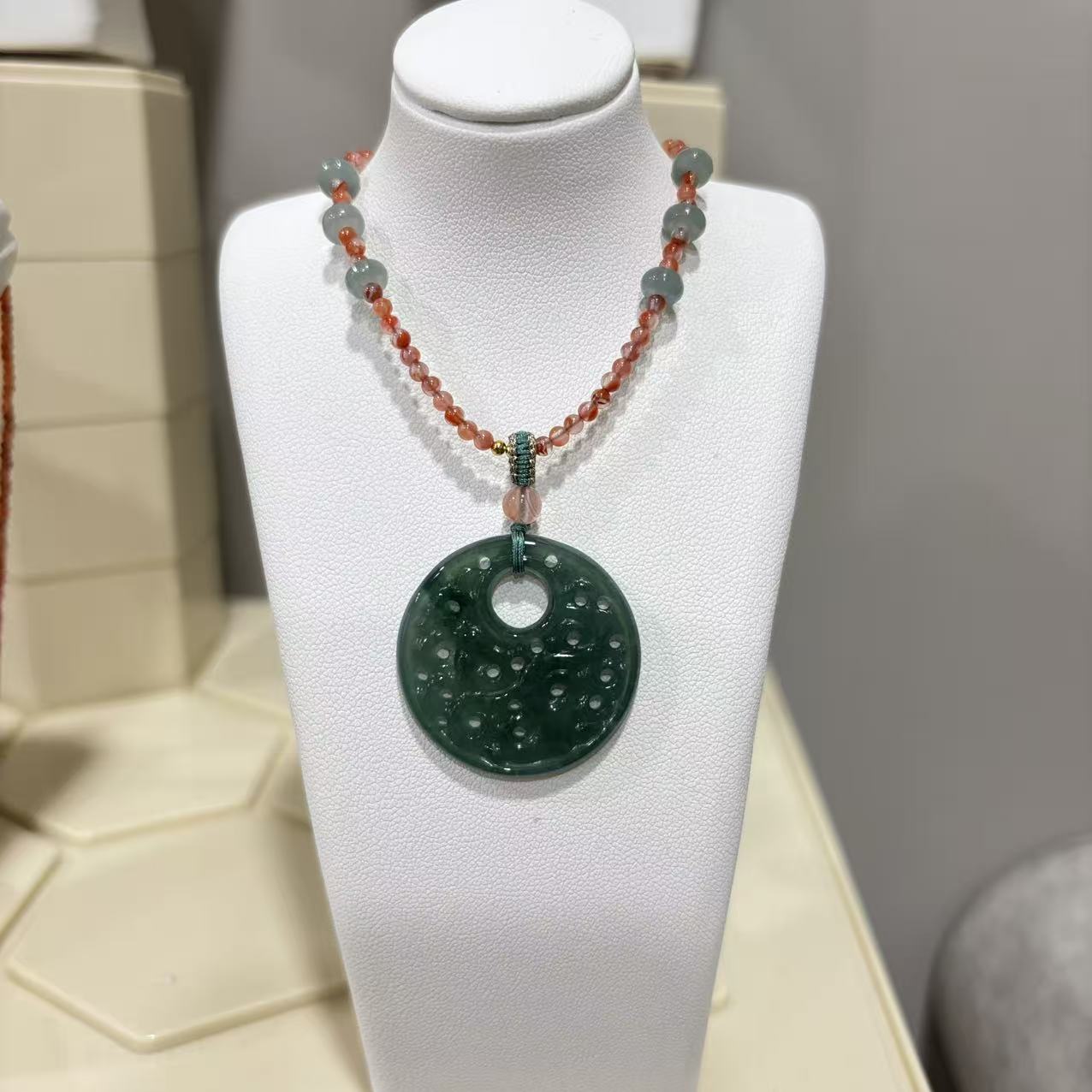 Necklace - Jade -A delicate necklace made with jade and Nanhong agate