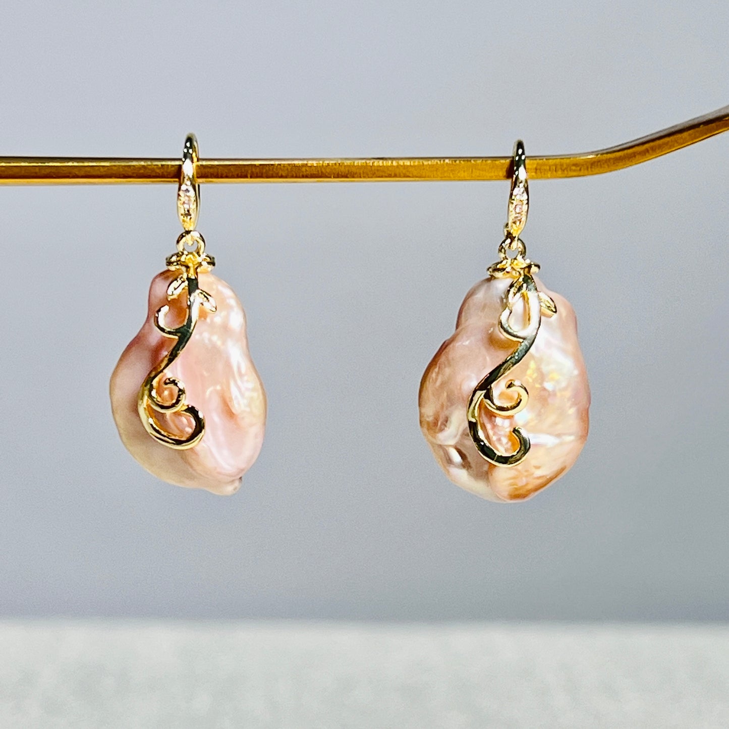 Earring - Natural Freshwater Baroque Pearl