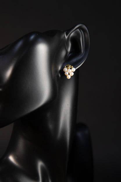 Earring - Natural Pearl + Little Grapes