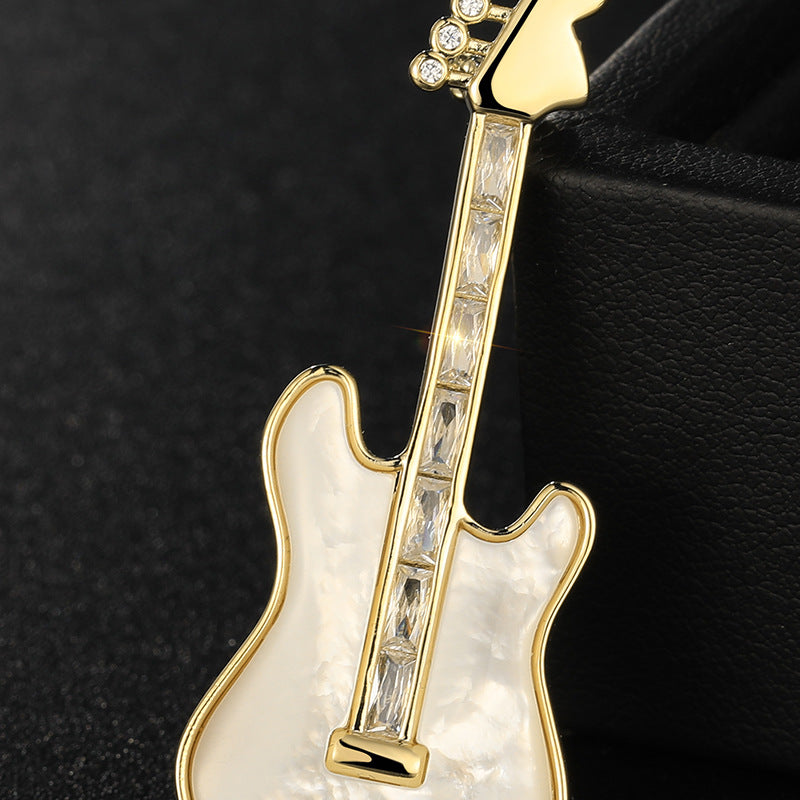 Brooch - Guitar