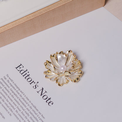 Brooch -