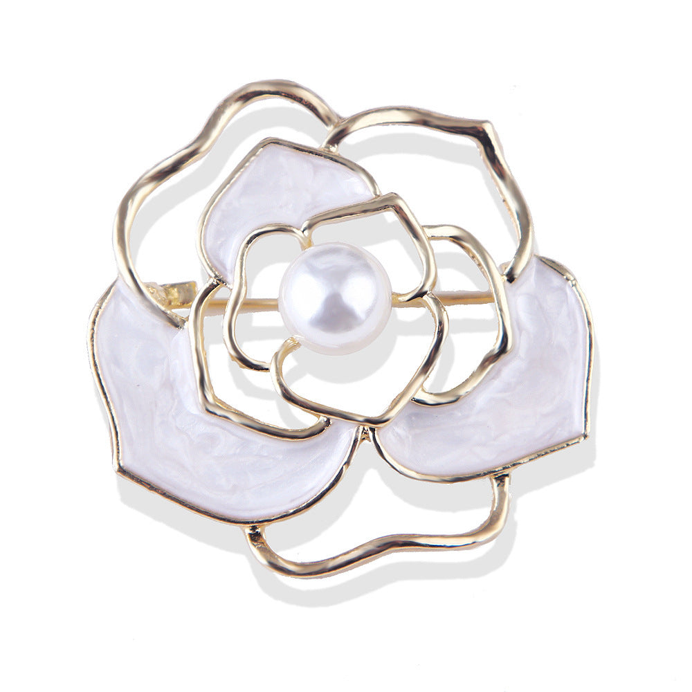 Brooch -