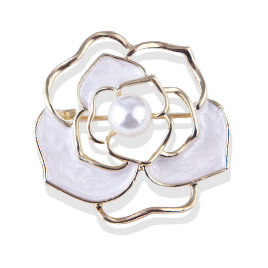 Brooch -