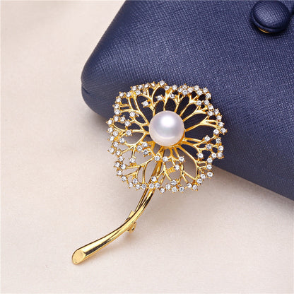 Brooch -