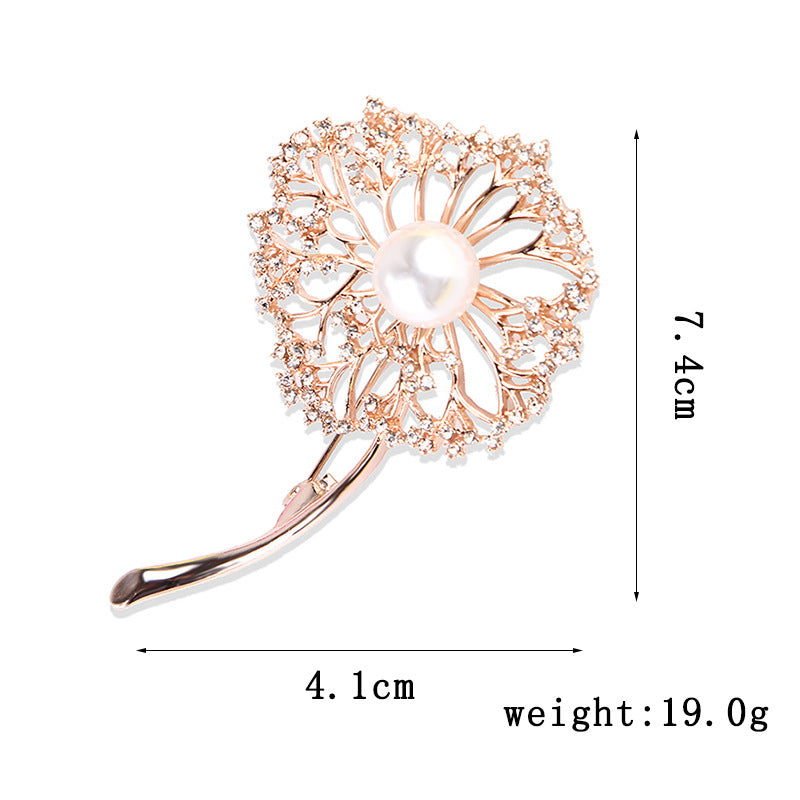 Brooch -