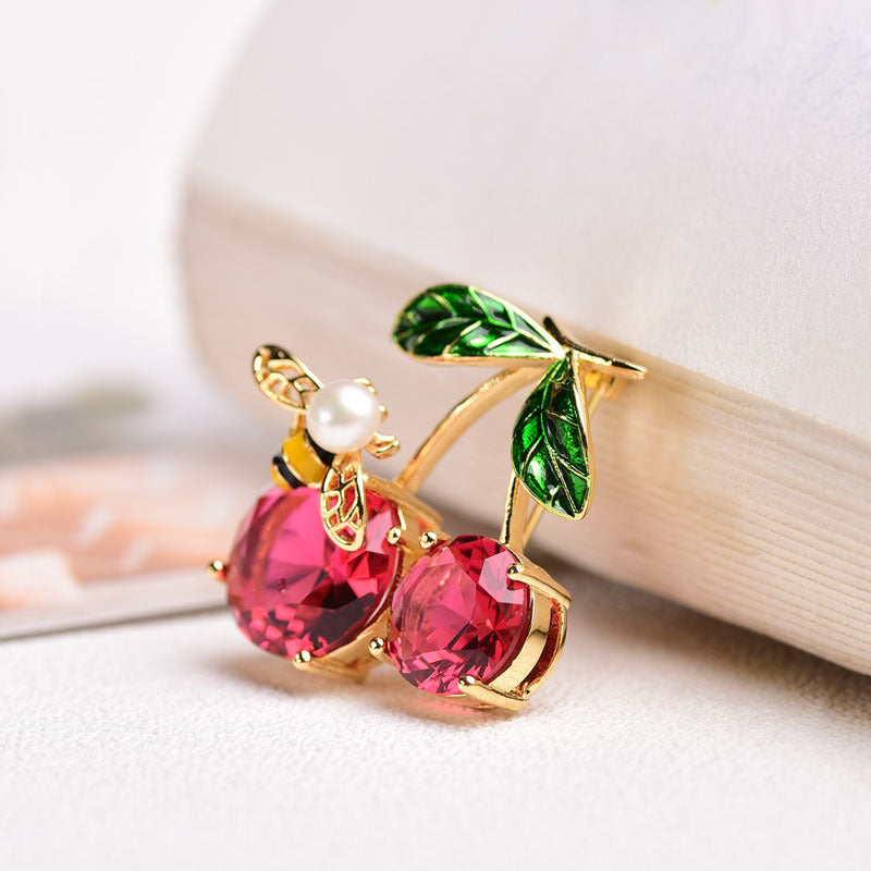 Brooch -