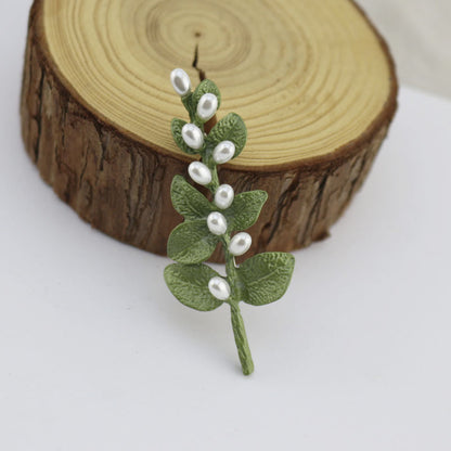 Brooch -
