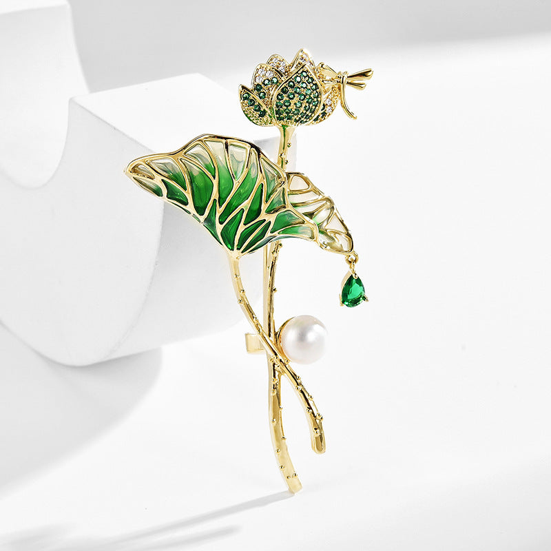 Brooch -