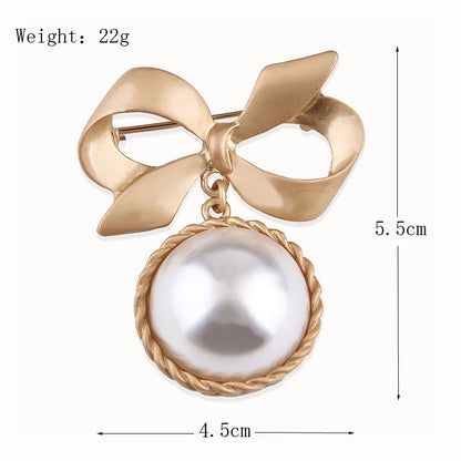 Brooch - Vintage Pearl Bowknot