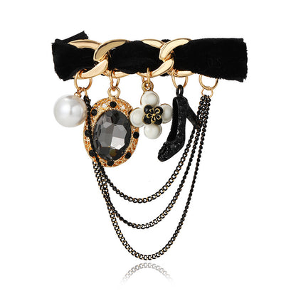 Brooch -