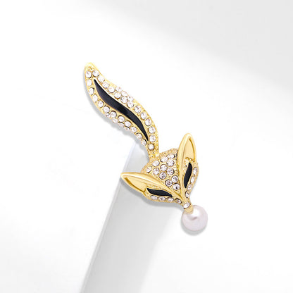 Brooch -