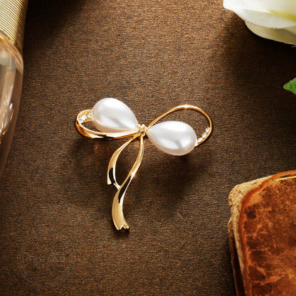 Brooch -