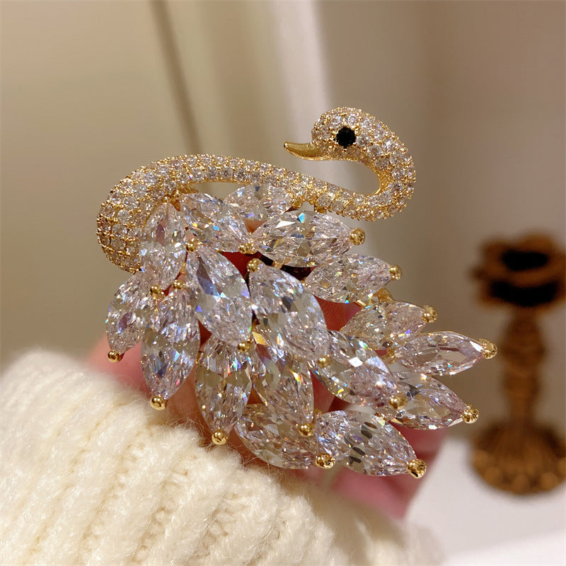 Brooch -