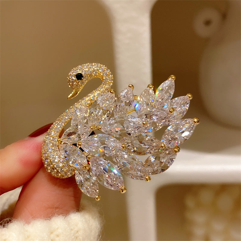 Brooch -