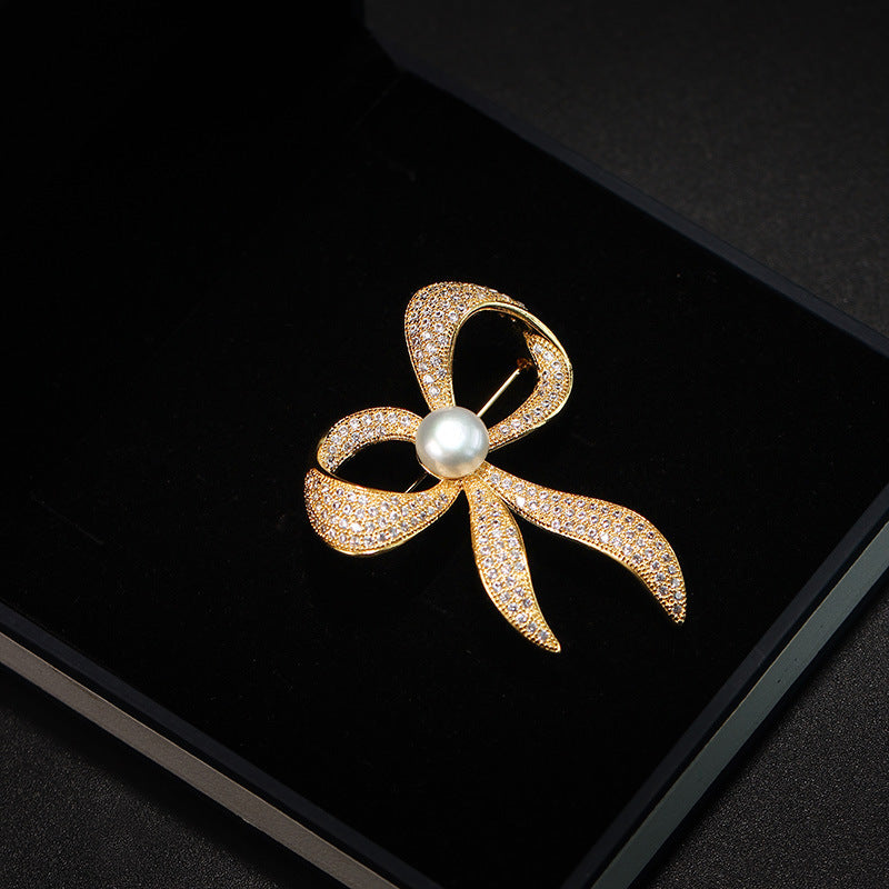 Brooch -
