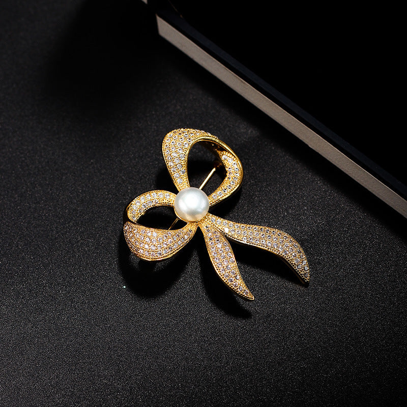 Brooch -
