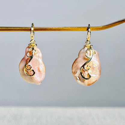 Earring - Natural Freshwater Baroque Pearl