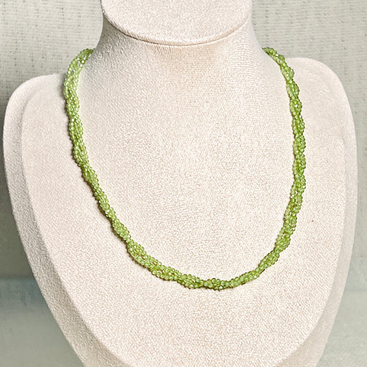 Necklace - Natural Peridot Necklace